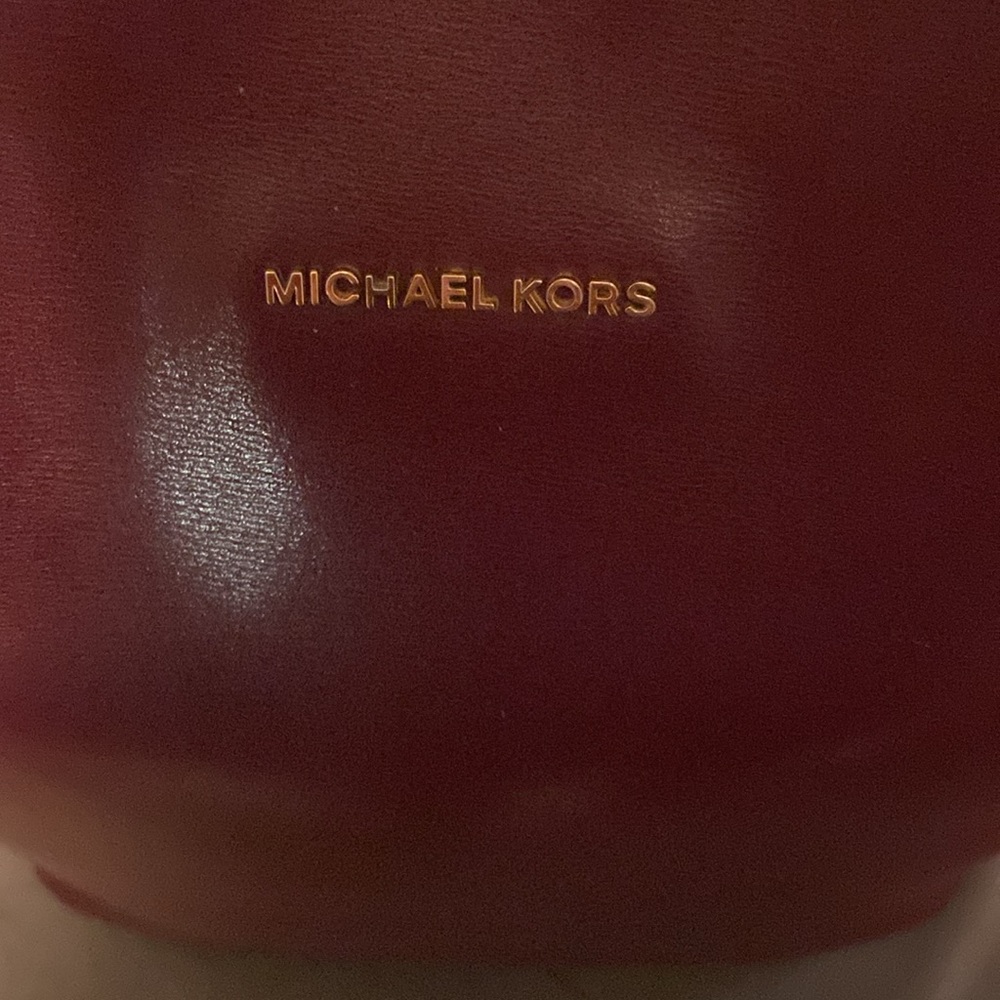 Michael Kors Burgundy Tote Bag - Picture 3 of 10